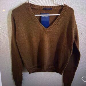 Brandy Melville Brown Leigh Sweater and Matching Knitted Fold-Over shorts